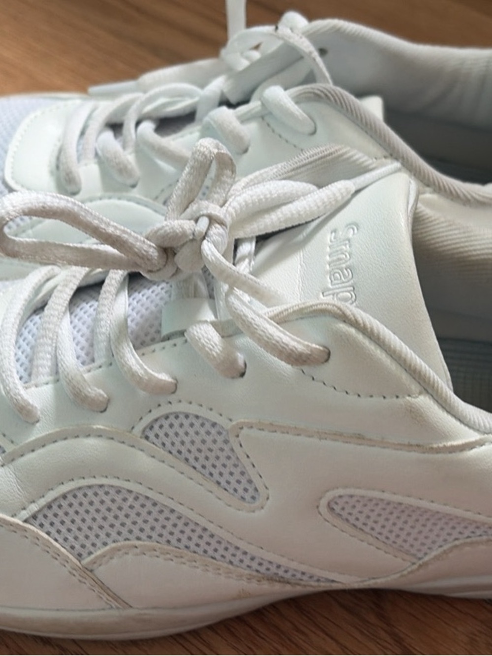 White Casual Lace-Up Sneakers - Mesh & Smooth Upper